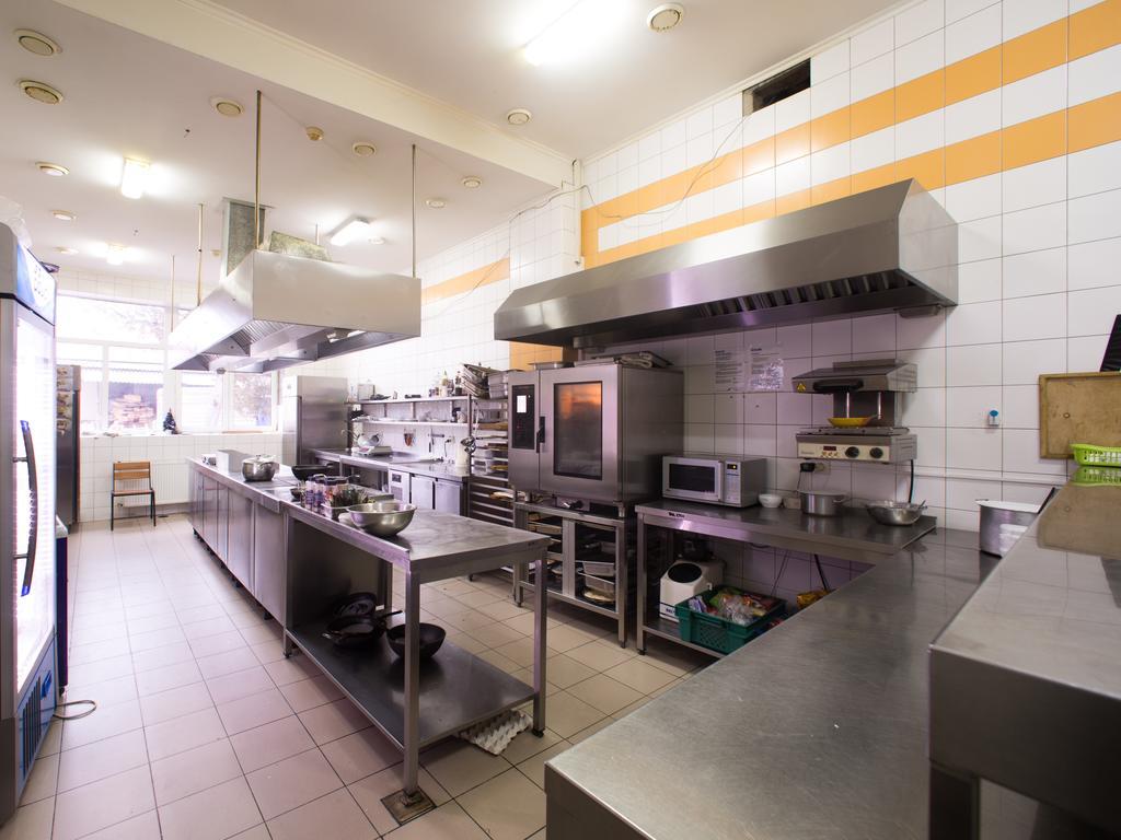 Gala Hotel Kamianets-Podilsky Extérieur photo