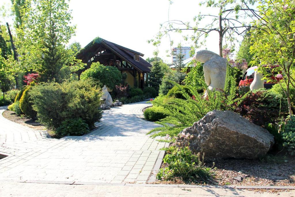 Gala Hotel Kamianets-Podilsky Extérieur photo