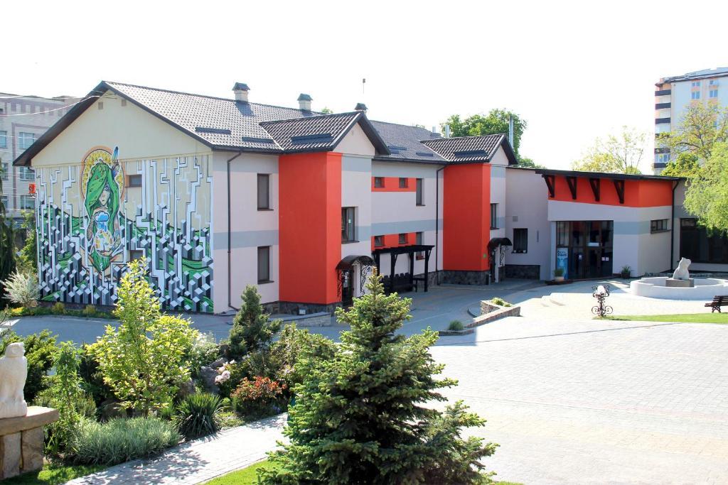 Gala Hotel Kamianets-Podilsky Extérieur photo